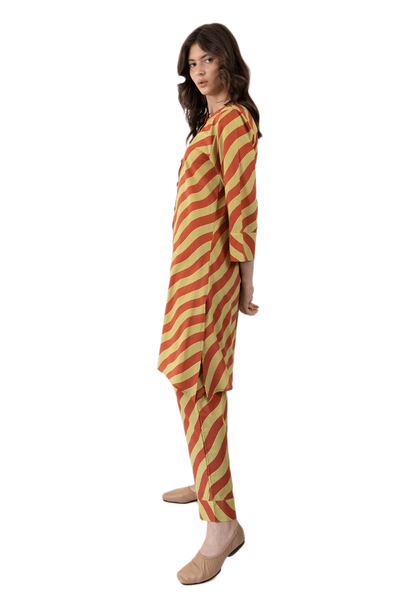 PIJAMA-COMPRIDO-LISTRAS_-2-