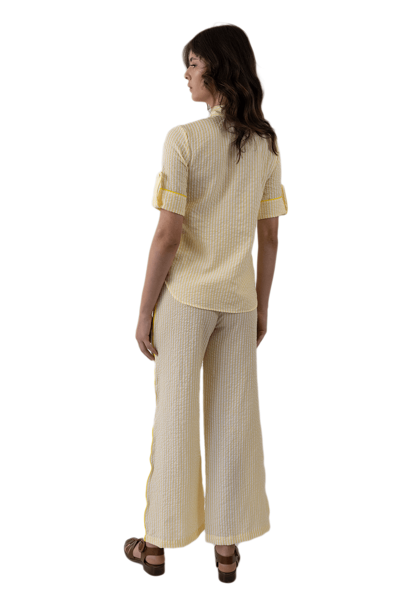 CAMISA-MANGA-CURTA-E-CALCA-PANTALONA-_