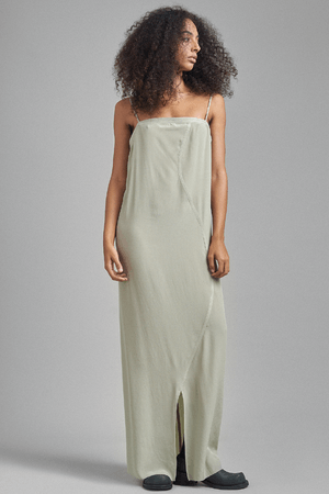 MAXI VESTIDO CURVO DE SEDA BEIRA - VERDE