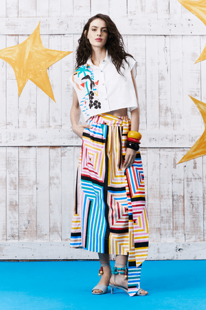 CAMISA S/ MG CROPPED SUMMER LOVE GUDE - OFF WHITE
