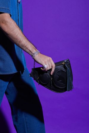 POCHETE COURO PEQ THE  PARADISE - PRETO