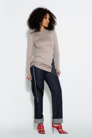 BLUSA METAL MEIA MOLDURA KAROLINE VITTO - MARROM