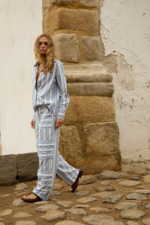 CAMISA PITAYA BKYND - LISTRAS